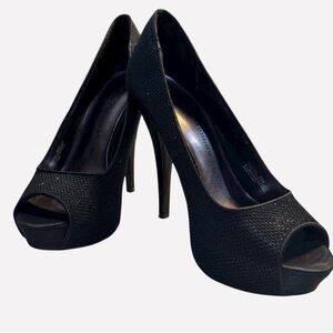 Chinese Laundry Sparkly Black 5” Heels open toe 1.5” platform- Size 8M